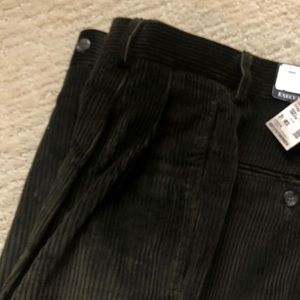 NWT Jos A Banks courduroy pants. Sz 32, unhemmed